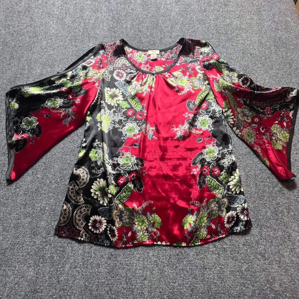 STUNNING Vintage Floral Bell Sleeve Blouse Red Black USA American Med Yvos Asian